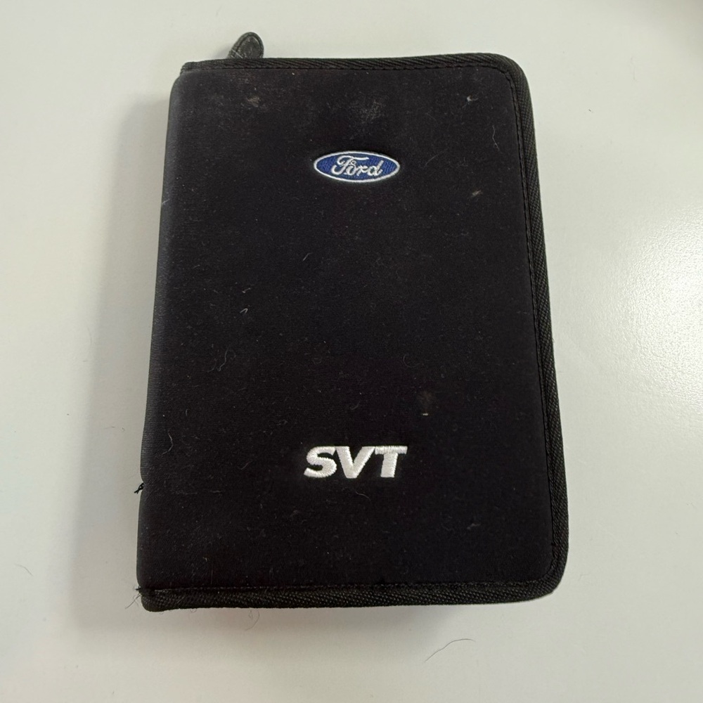 2001 Ford SVT Lightning owners manual - Picture 2 of 8